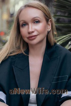 225901 - Anastasia Age: 41 - Ukraine