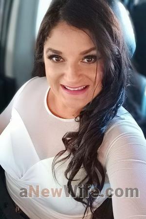 226852 - Ivannia Age: 44 - Costa Rica