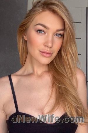 226944 - Diana Age: 32 - Ukraine