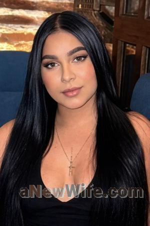 227132 - Maybelline Age: 23 - Colombia