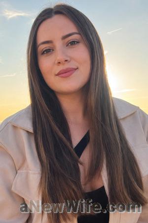 227508 - Laura Age: 26 - Colombia