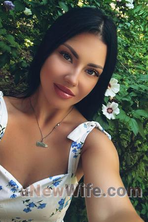 227946 - Alina Age: 28 - Ukraine