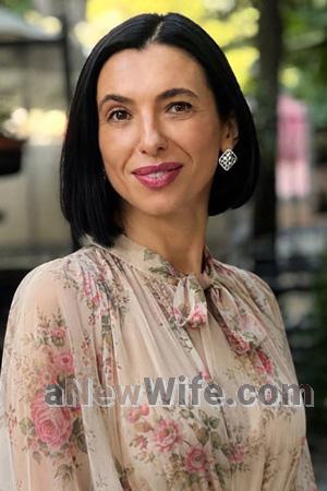 228772 - Yuliia Age: 49 - Ukraine
