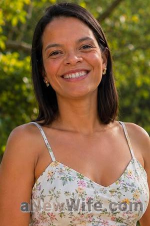 228891 - Yessica Age: 38 - Colombia