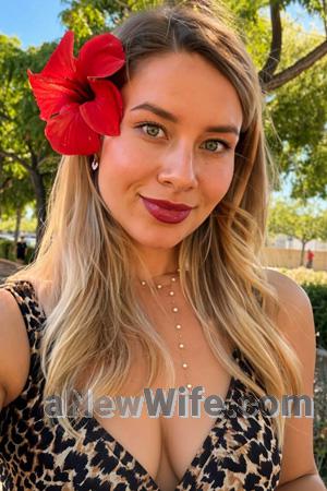 228925 - Yuliia Age: 34 - Ukraine