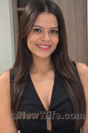 229003 - Joyseth Age: 20 - Colombia