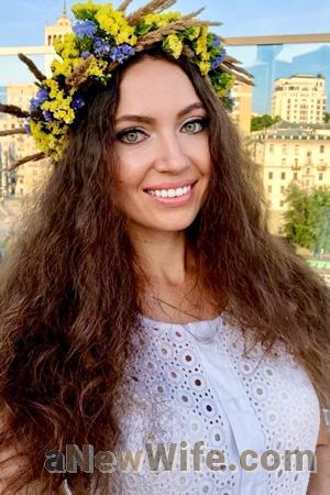 229211 - Tanya Age: 37 - Ukraine