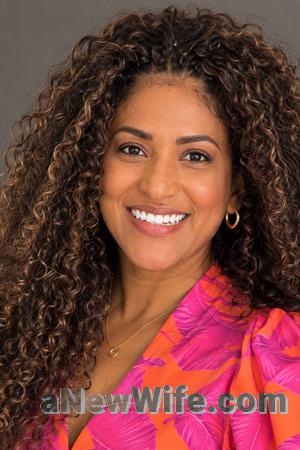 229255 - Maryorie Age: 44 - Colombia